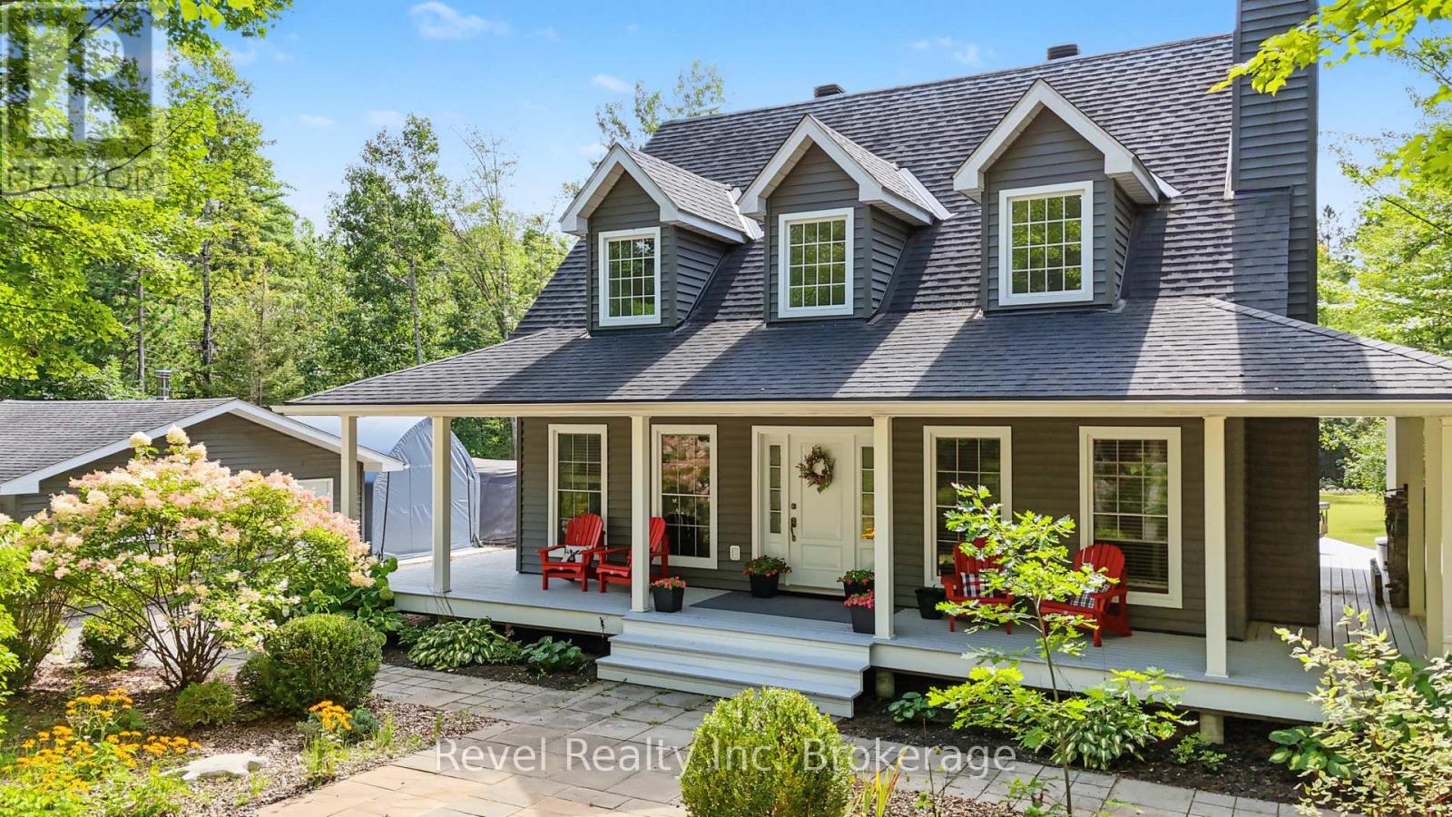 99 LAURENTIAN CRESCENT, Mattawan