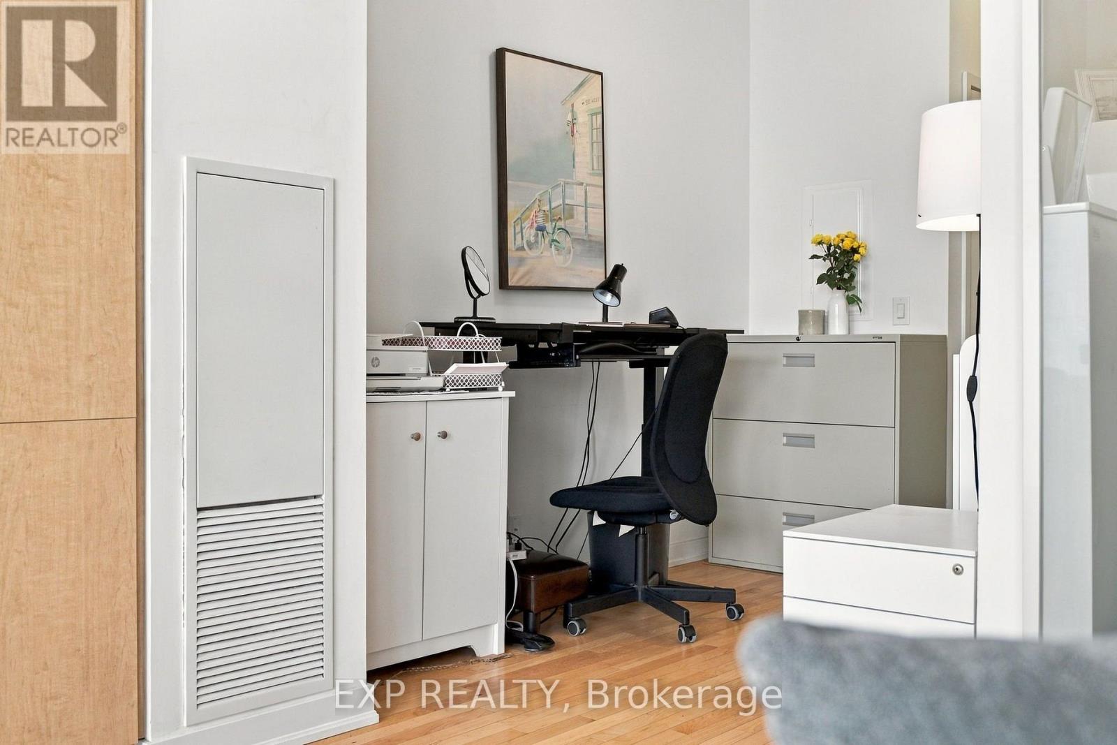 #1804 14 YORK STREET - 11