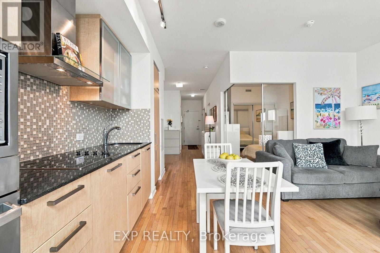 #1804 14 YORK STREET - 17