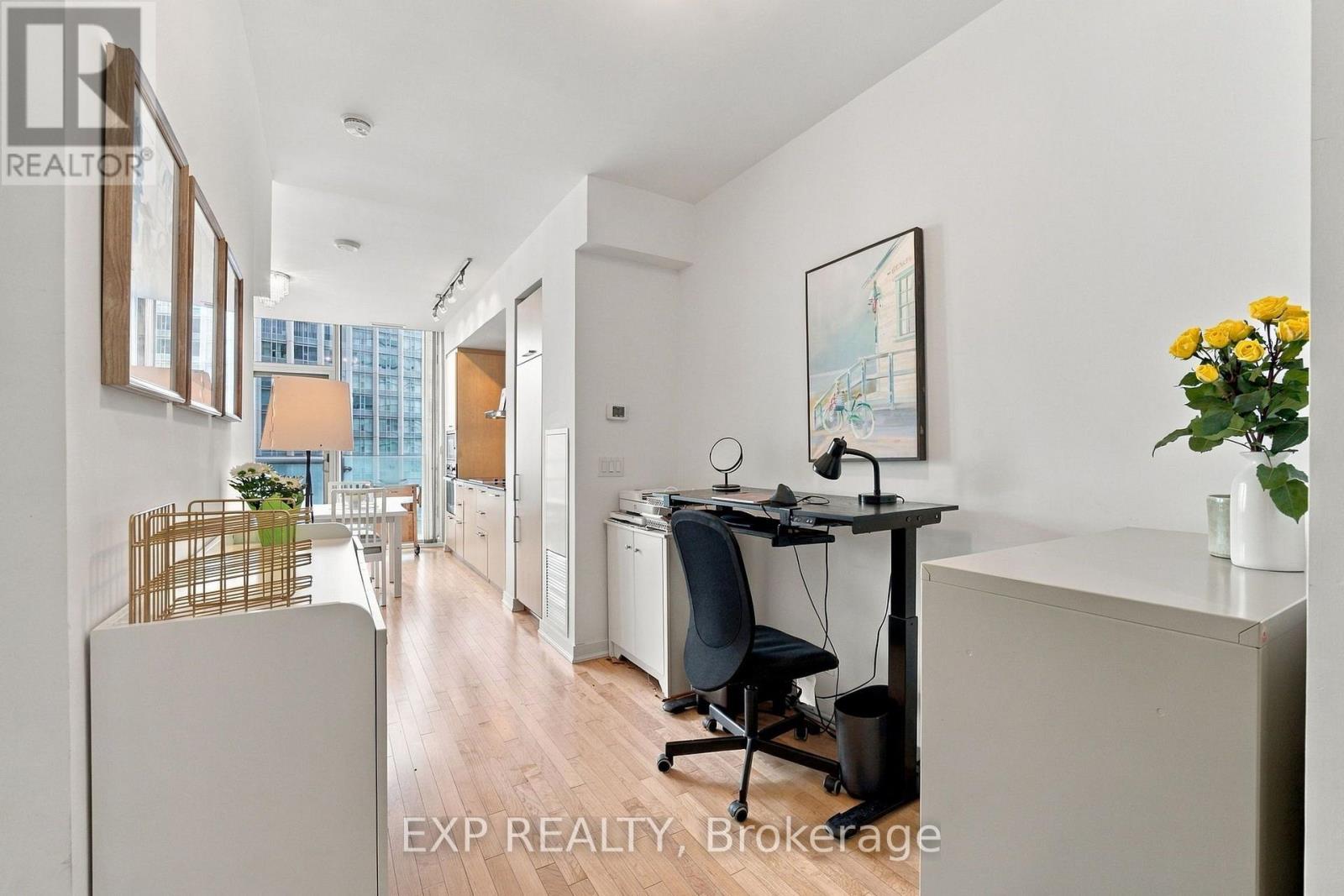 #1804 14 YORK STREET - 29