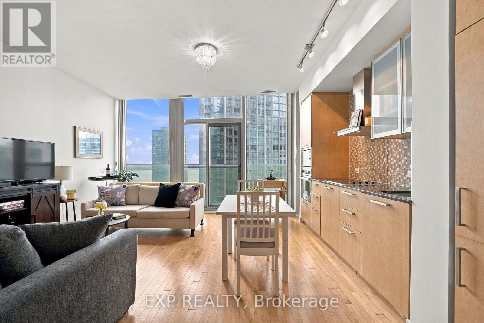#1804 14 YORK STREET - 32