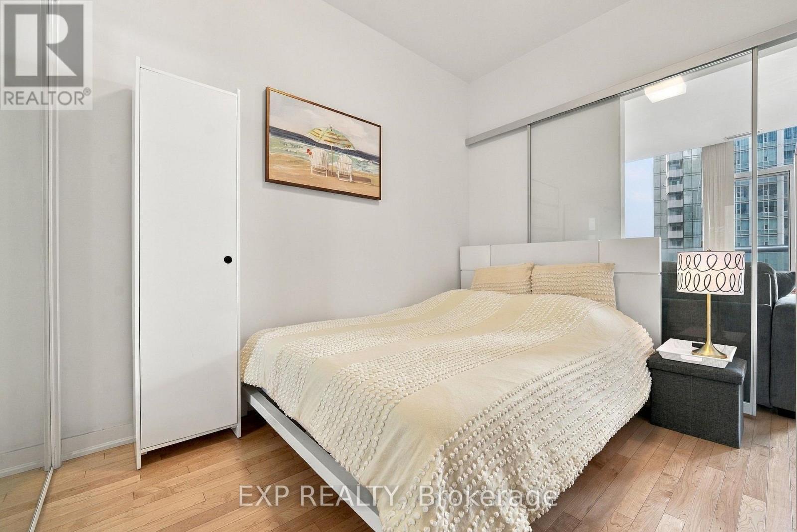 #1804 14 YORK STREET - 6
