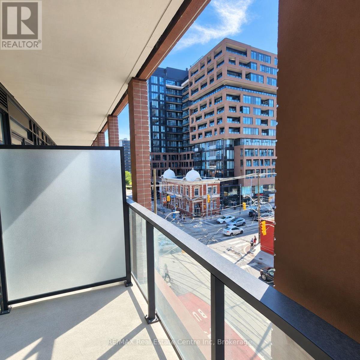 #328 285 DUFFERIN STREET - 26