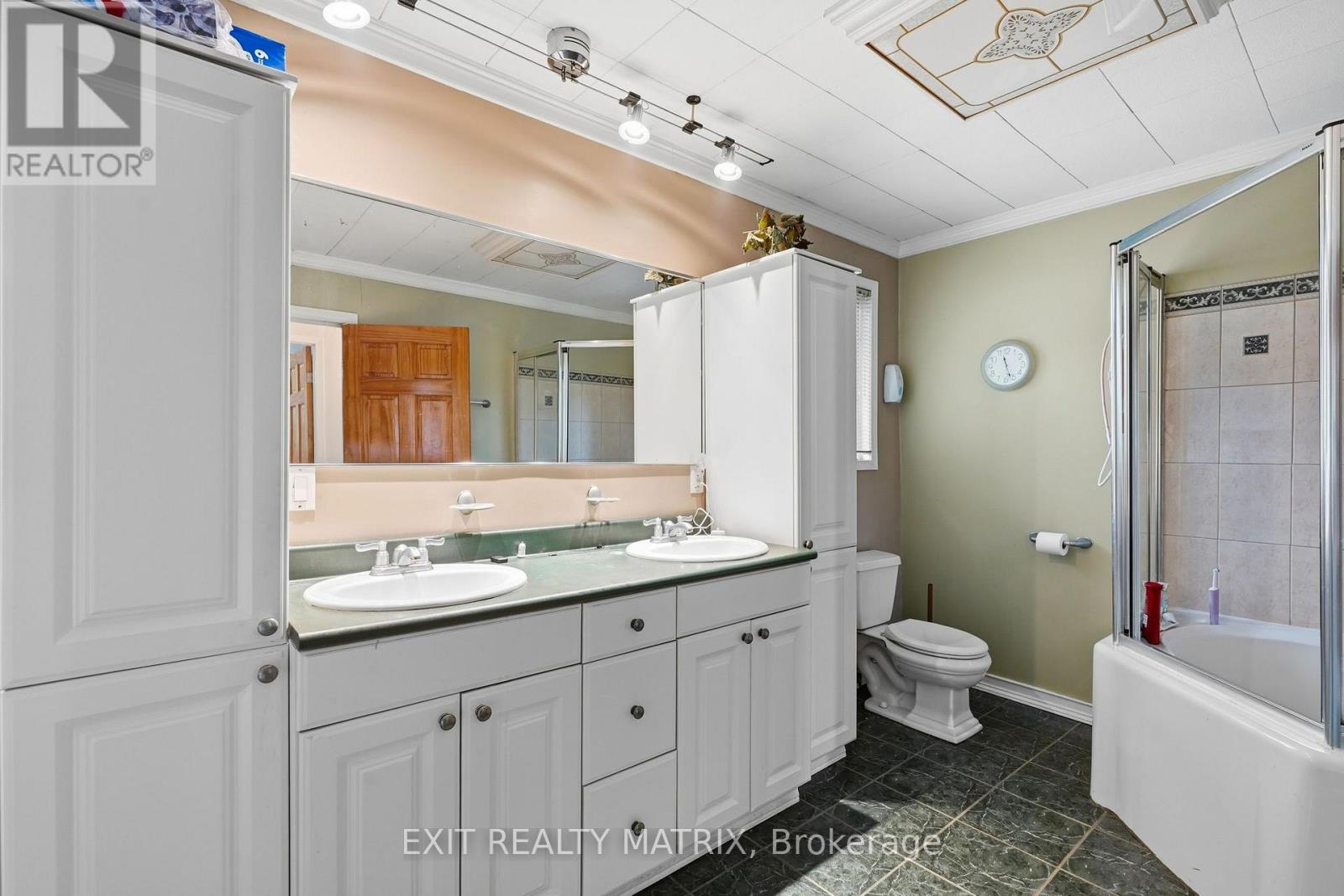 22215 LAGGAN-GLENELG ROAD - 18