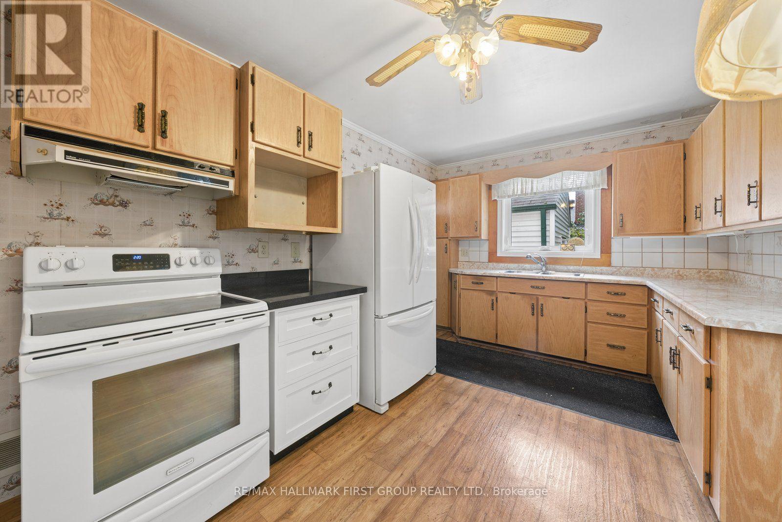 109 COLONEL DANFORTH TRAIL - 14