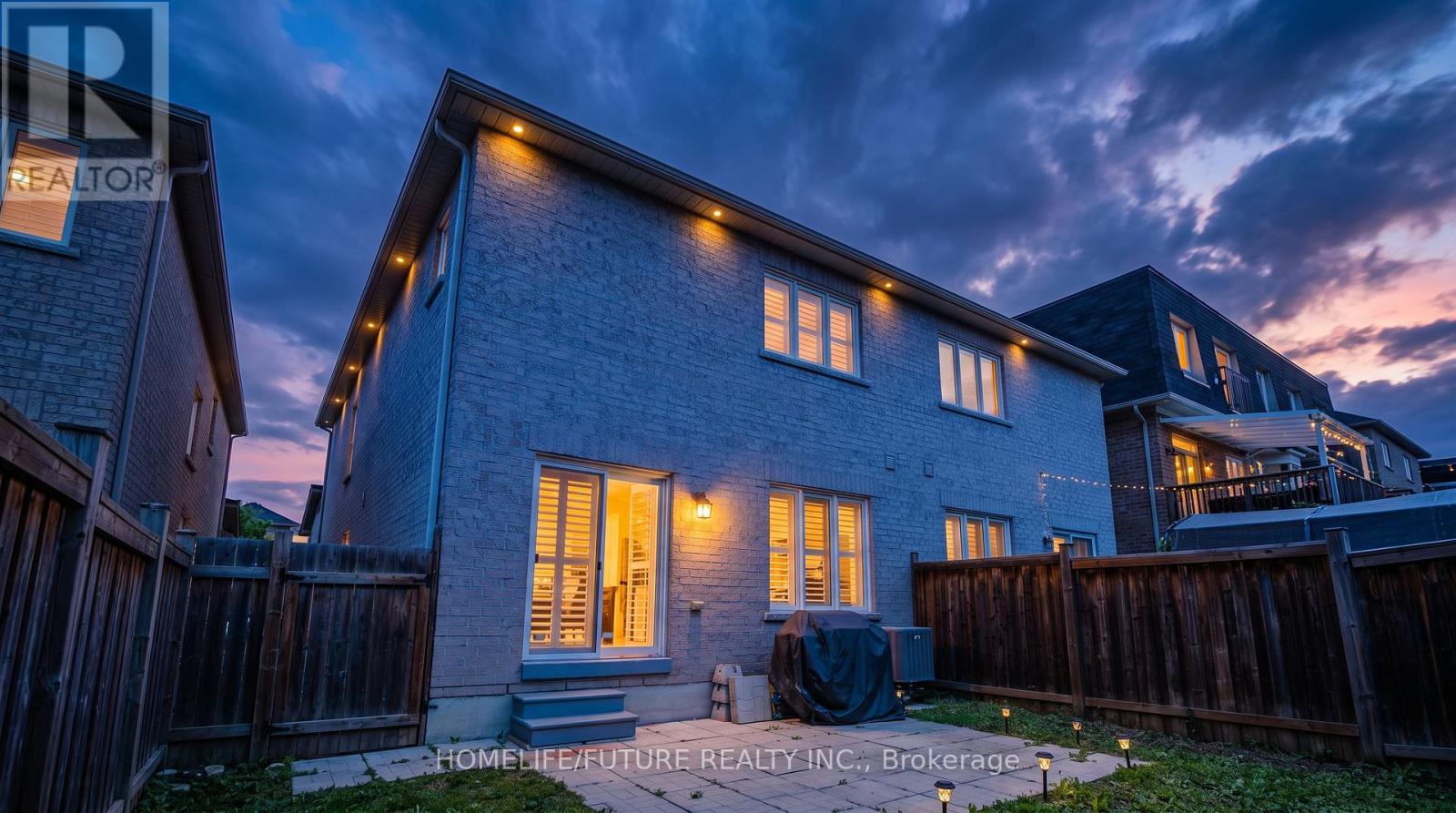 1515 DUSTY DRIVE - 32