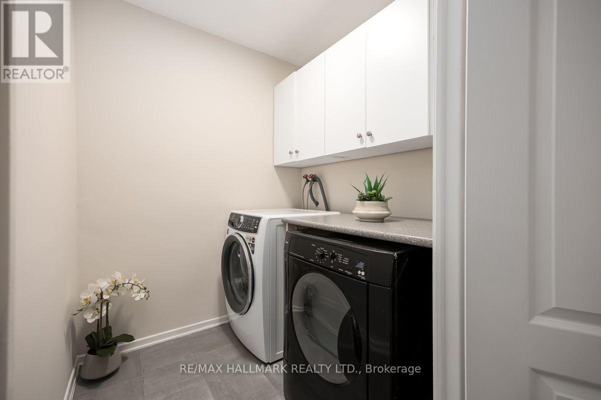 #1201 980 BROADVIEW AVENUE - 17