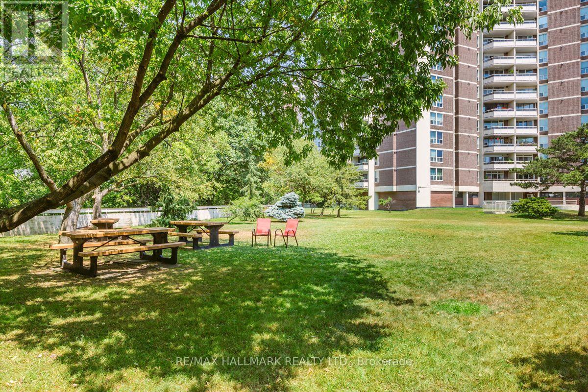 #1201 980 BROADVIEW AVENUE - 30
