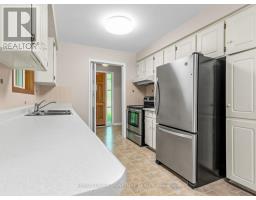 Family room - 162 Bathgate Drive, Toronto, ON M1C1T5 Photo 9