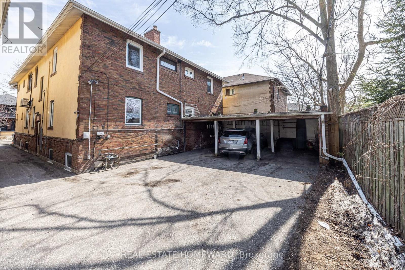 #MAIN 52 WINEVA AVENUE - 23