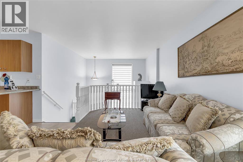 496 MERRILL AVENUE - 3