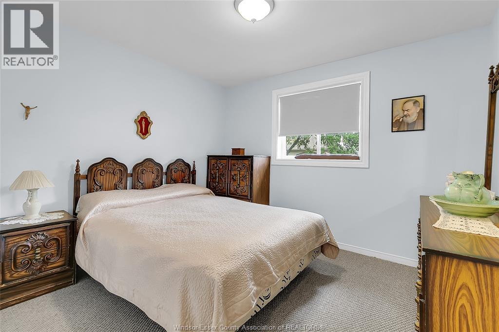 496 MERRILL AVENUE - 9
