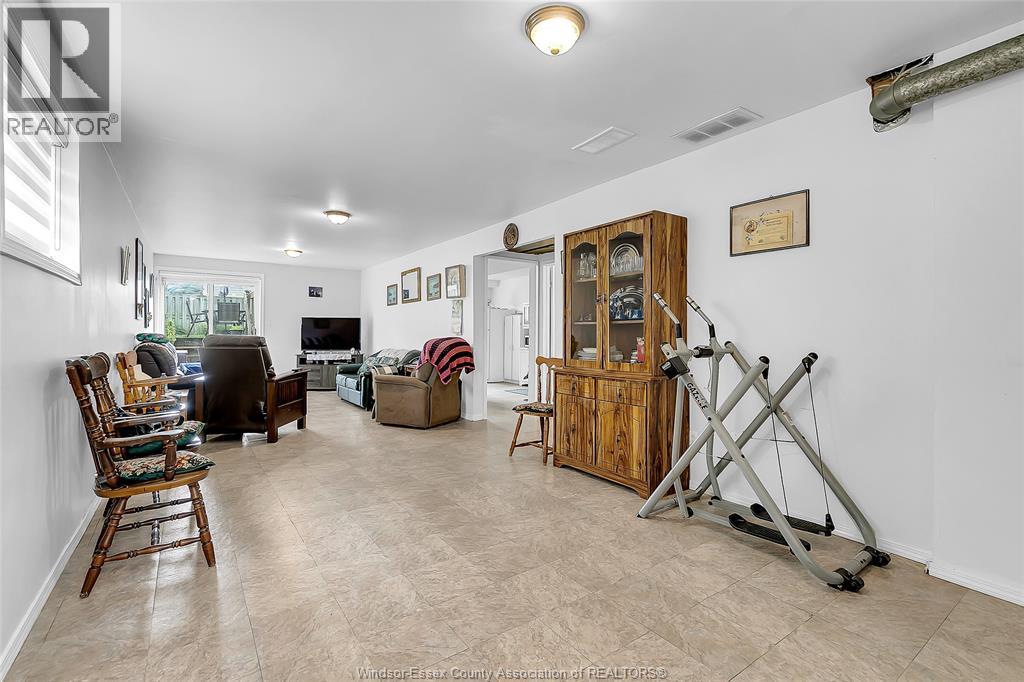 496 MERRILL AVENUE - 13