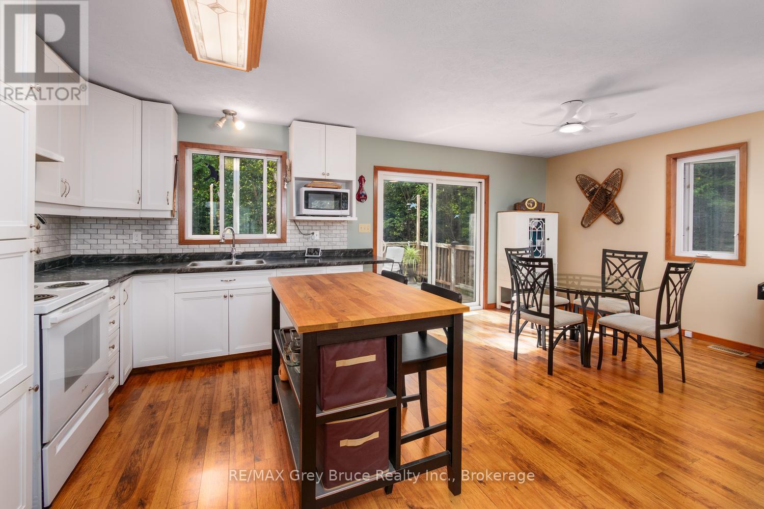 27 WOODSTOCK AVENUE - 3