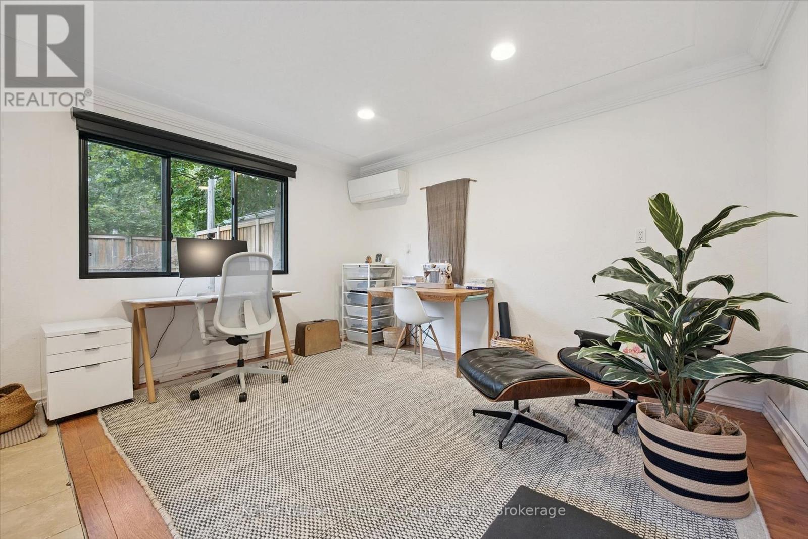 85 BAILEY AVENUE - 33