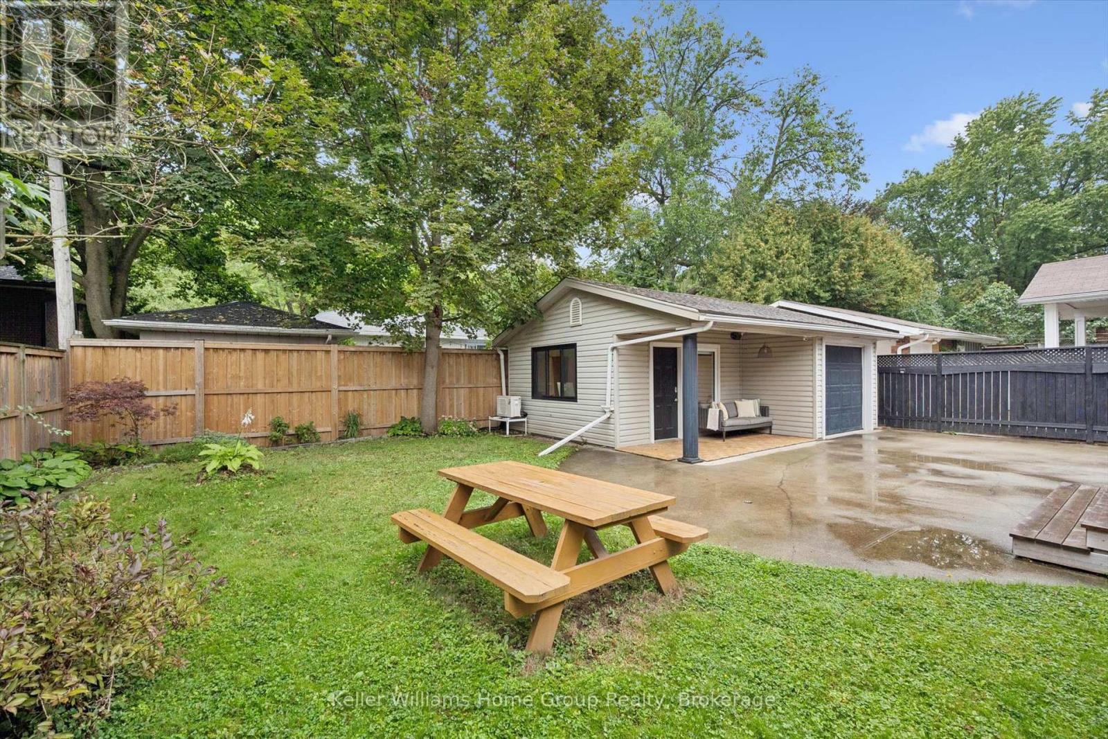 85 BAILEY AVENUE - Image 37