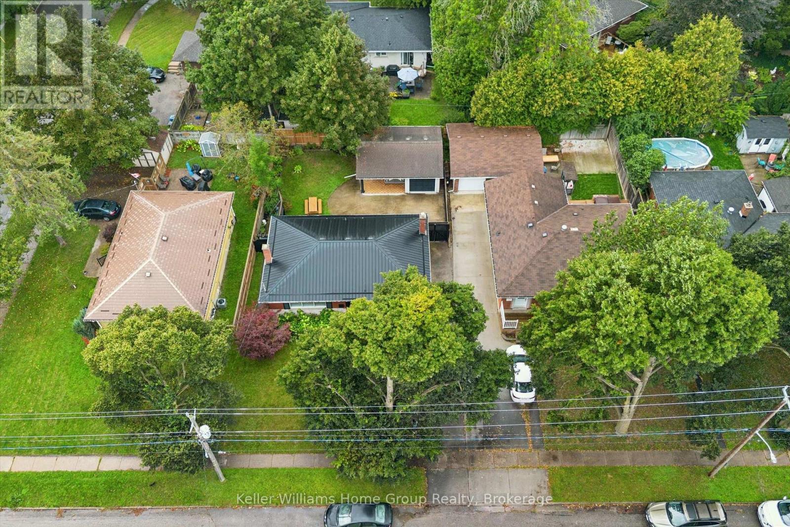 85 BAILEY AVENUE - 40