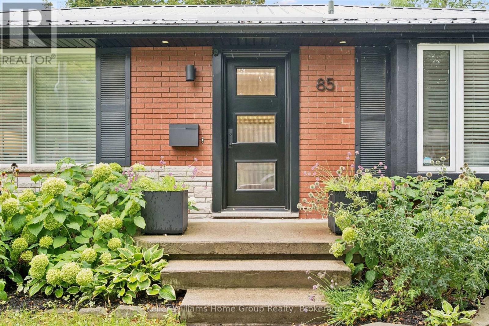 85 BAILEY AVENUE - 5