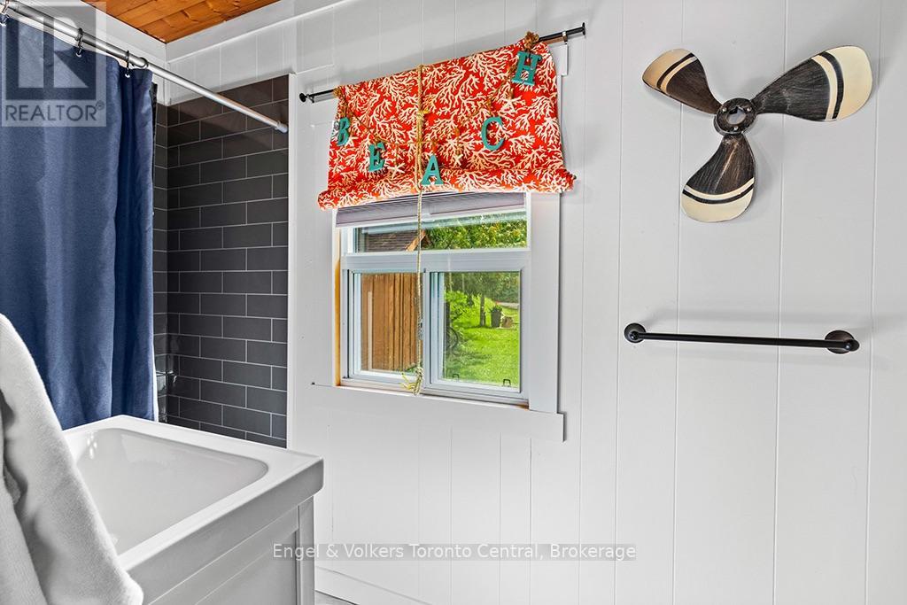 109 LAKEVIEW ROAD - Image 31