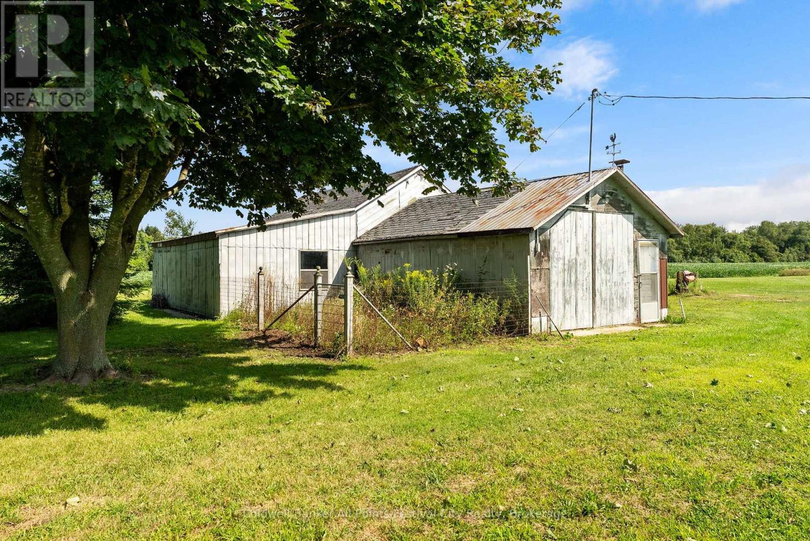 79324 BLUEWATER HIGHWAY - Image 33