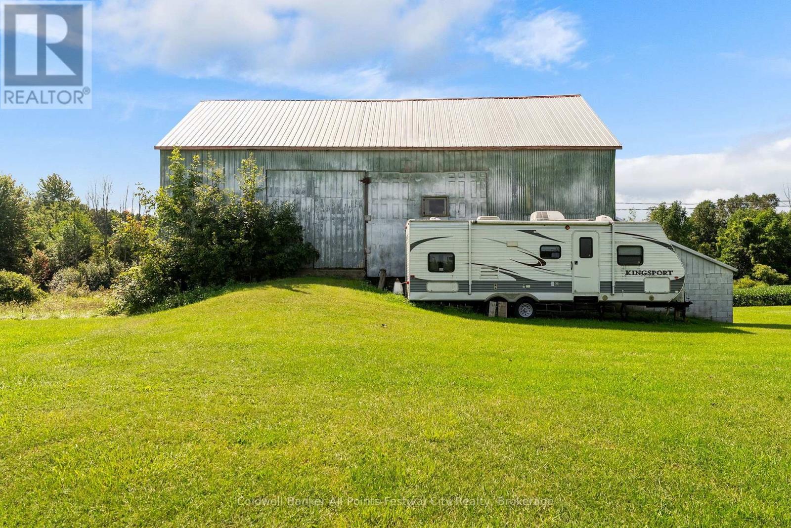 79324 BLUEWATER HIGHWAY - 34