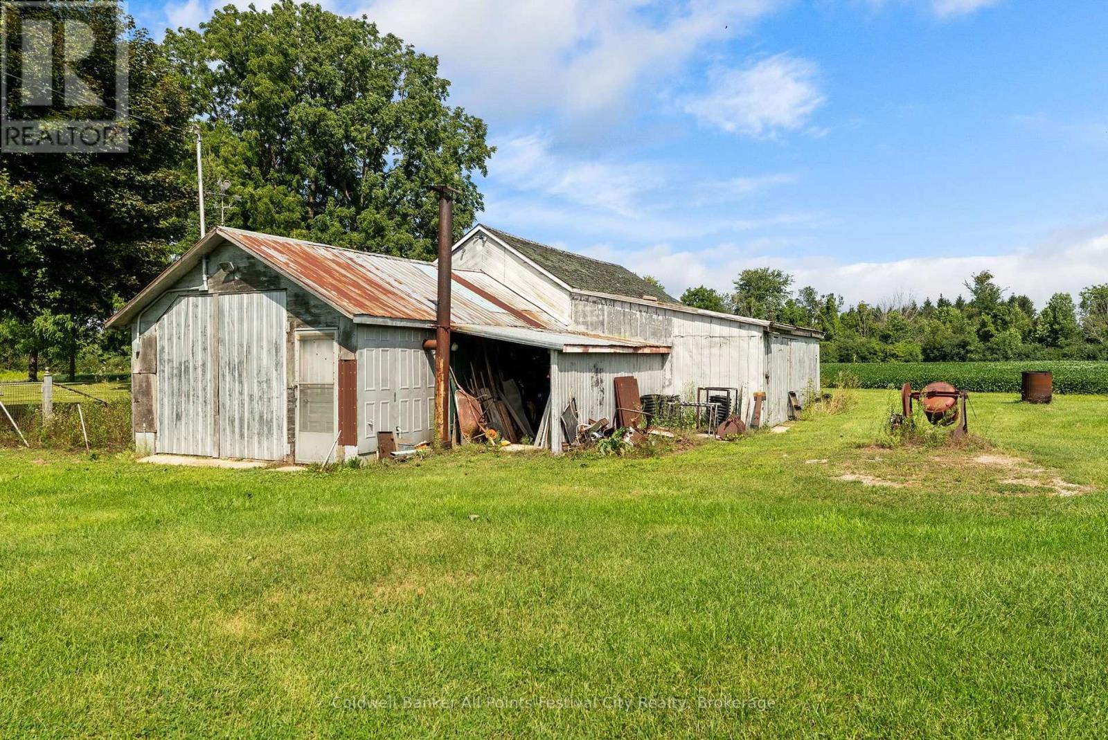 79324 BLUEWATER HIGHWAY - 36