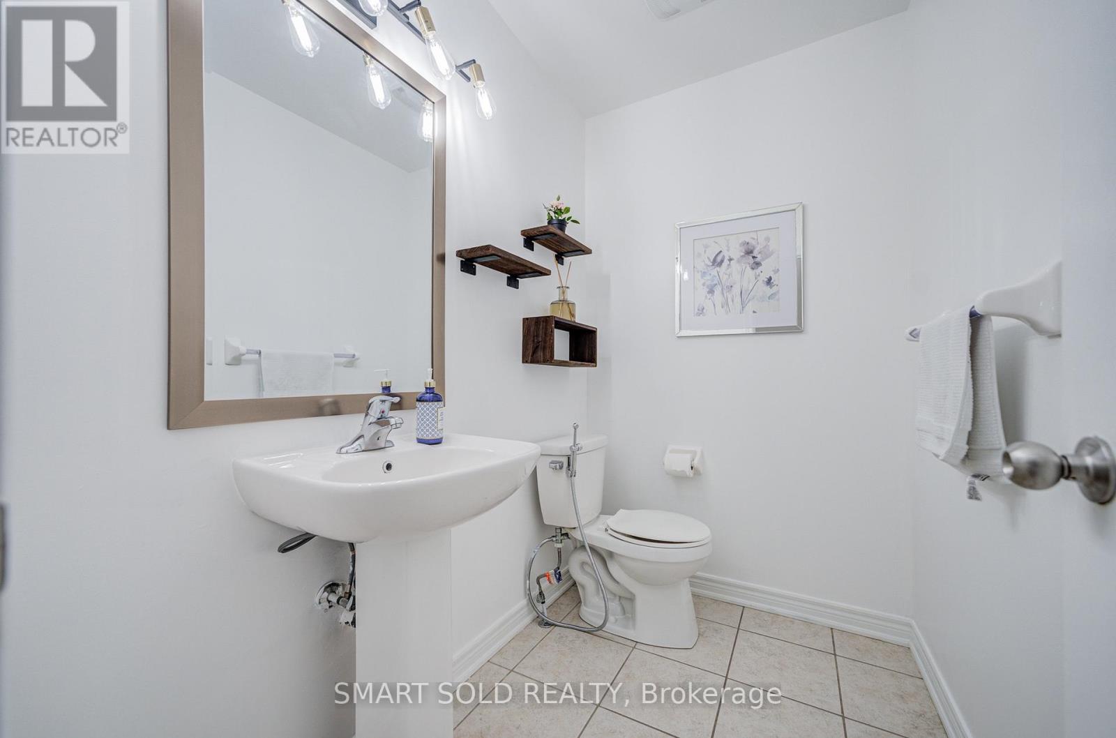 3 CHAO CRESCENT - 14