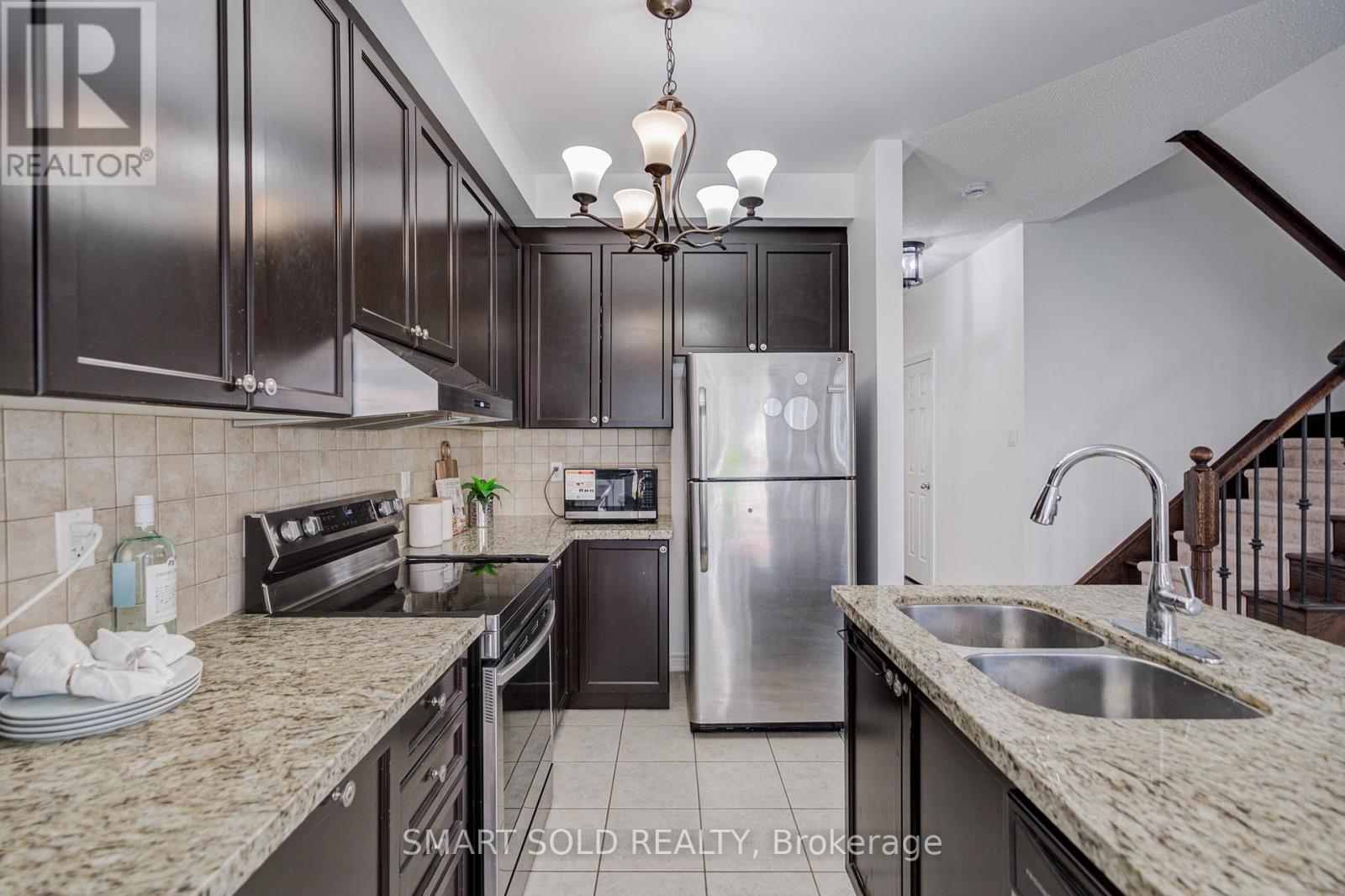 3 CHAO CRESCENT - 19