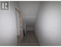 3 - 220 Dissette Street, Bradford West Gwillimbury, ON L3Z3G8 Photo 8