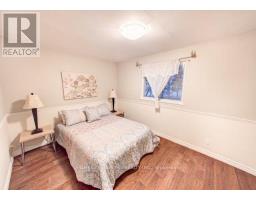 104 Willow(main Floor) Lane, Newmarket, ON L3Y4J2 Photo 8