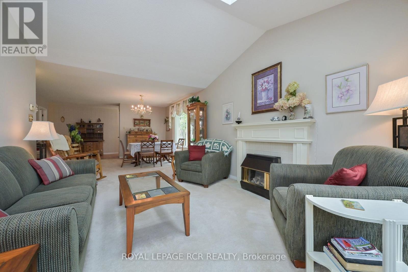 7 DELL ARBOR CRESCENT - 13