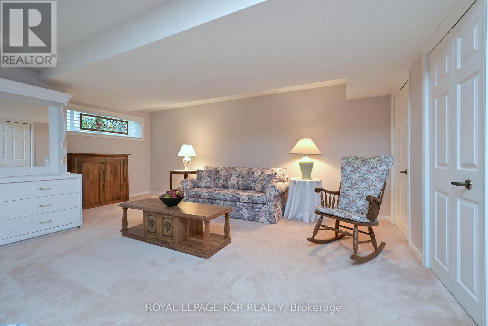 7 DELL ARBOR CRESCENT - 21