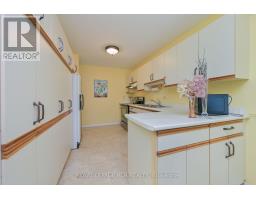 Family room - 7 Dell Arbor Crescent, New Tecumseth, ON L9R1R3 Photo 6