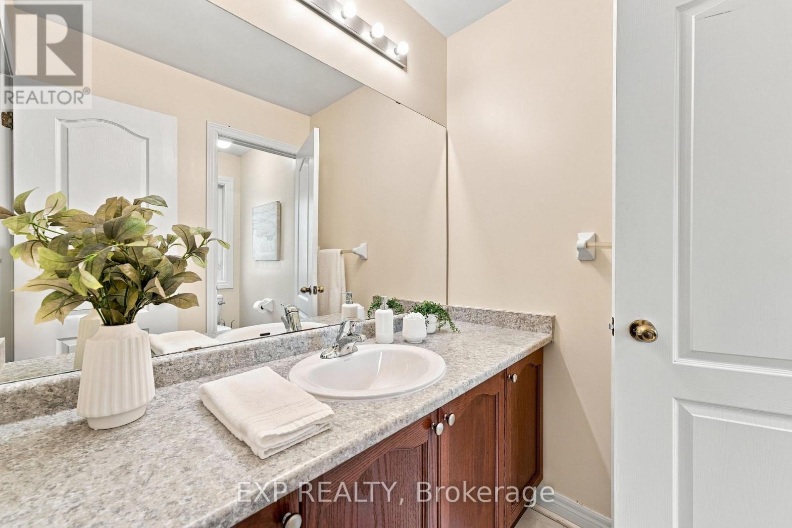 70 THORNLODGE DRIVE - Image 30