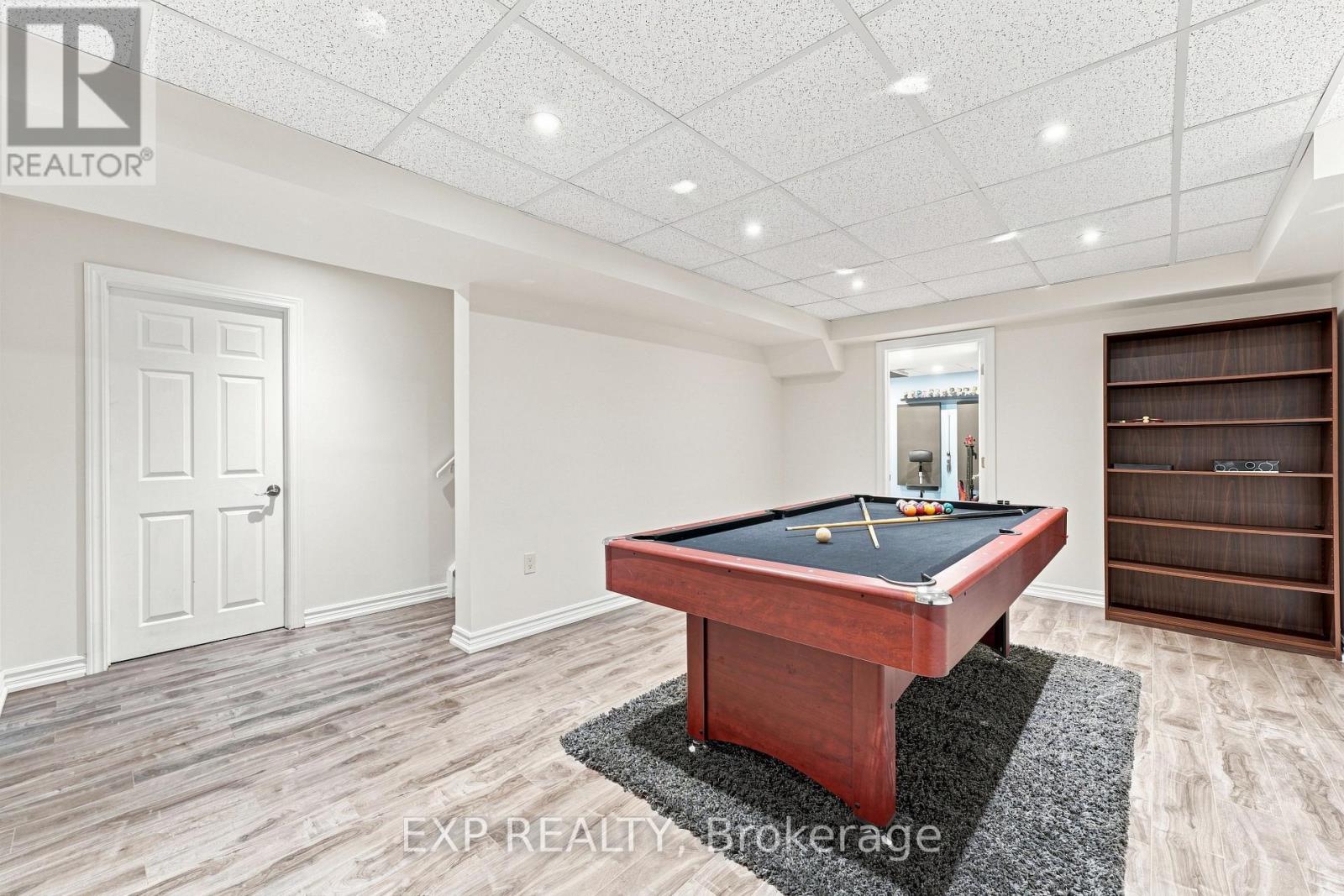 70 THORNLODGE DRIVE - Image 33