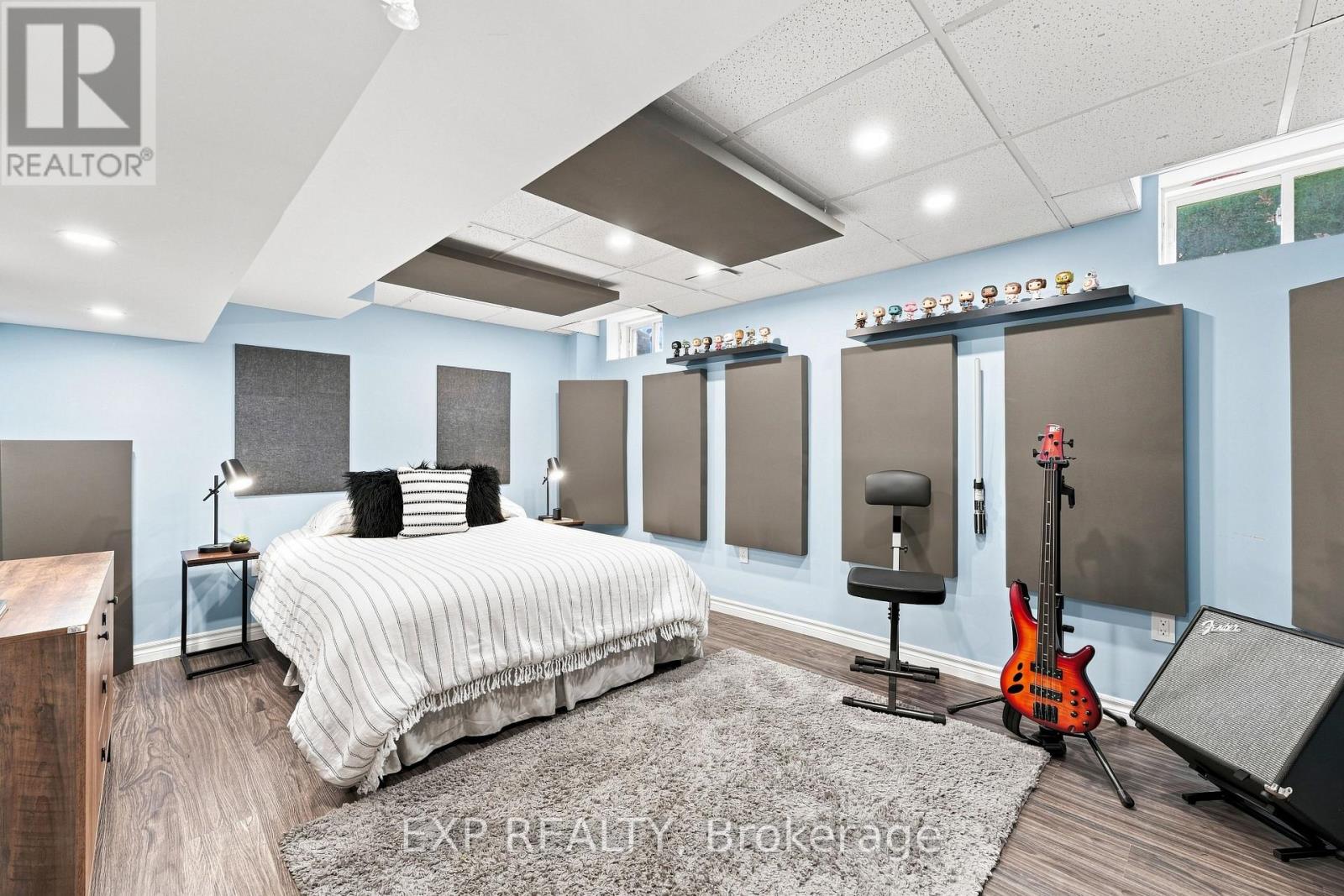 70 THORNLODGE DRIVE - Image 36