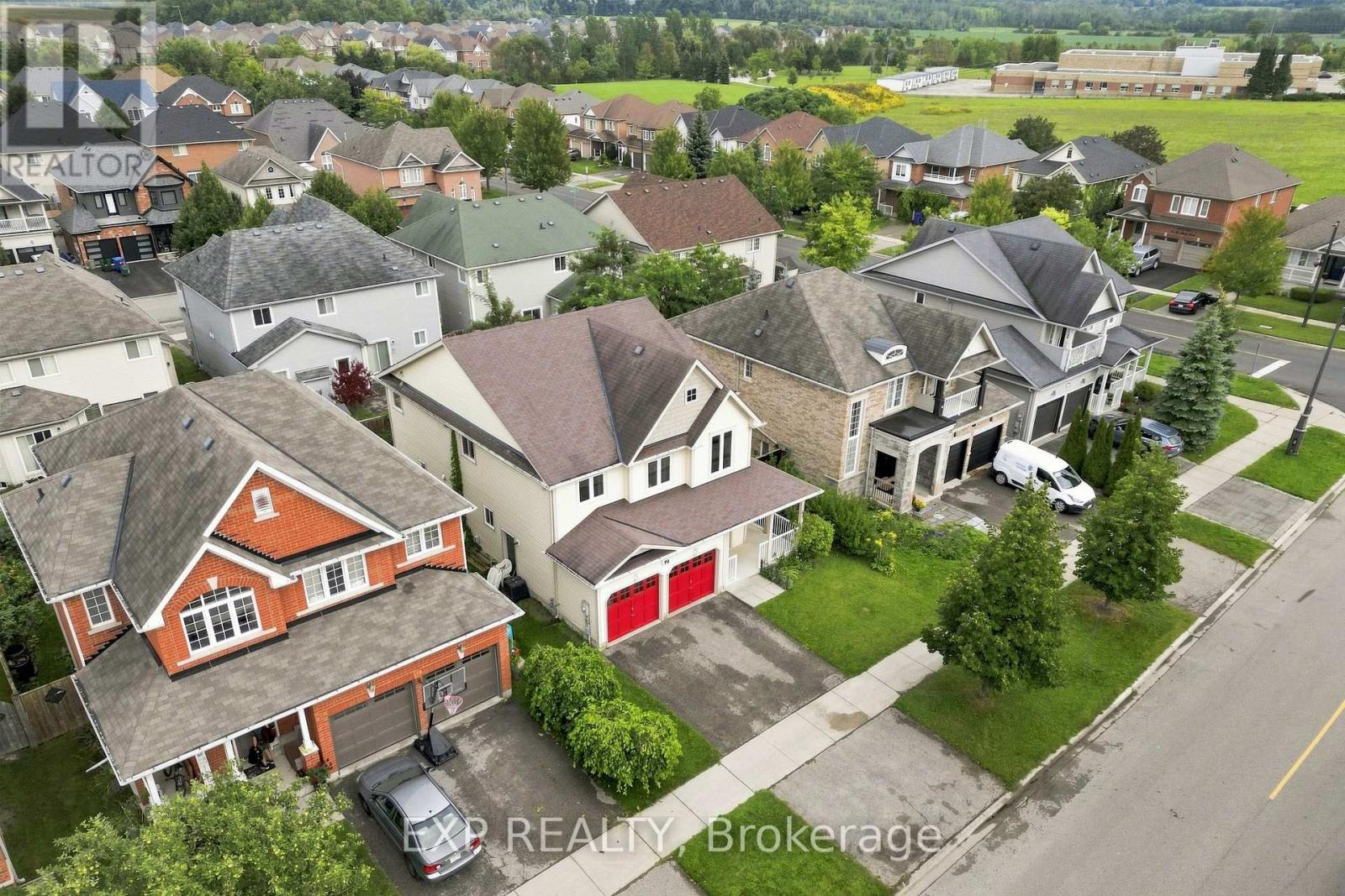 70 THORNLODGE DRIVE - 45