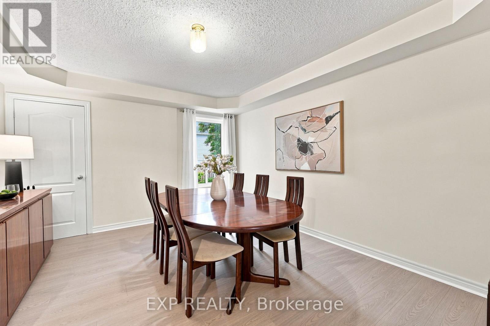 70 THORNLODGE DRIVE, Georgina (Keswick South) — photo 5