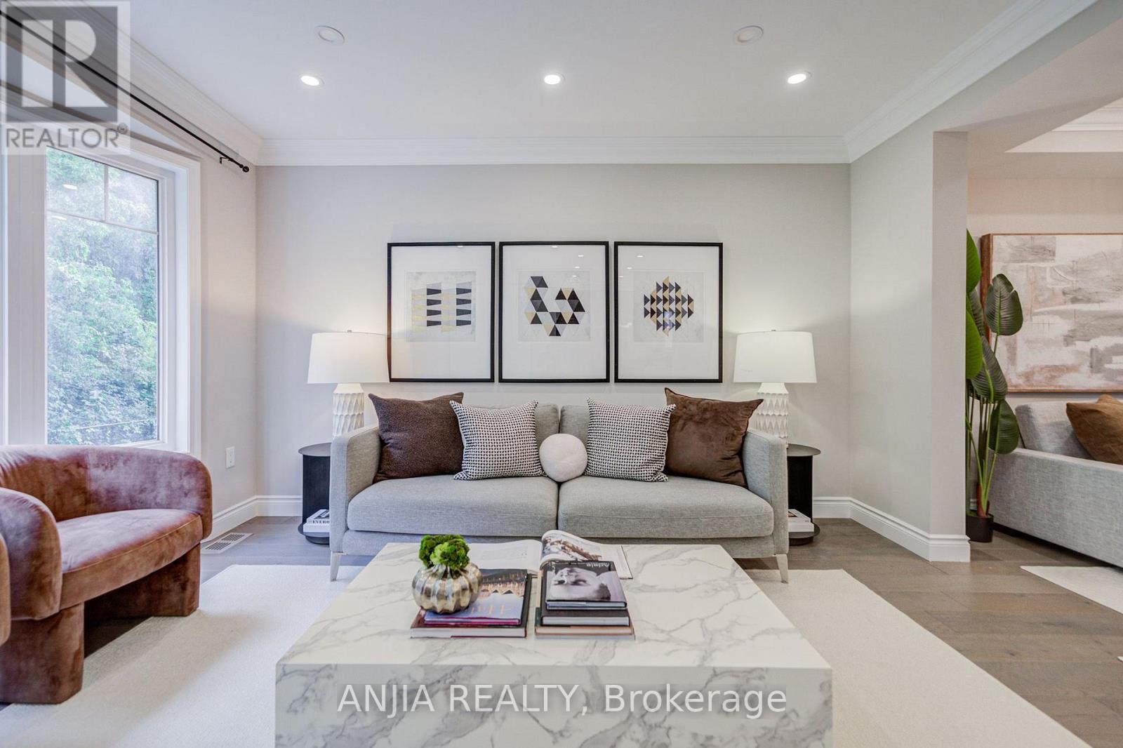 30 ELMEADE LANE - 13