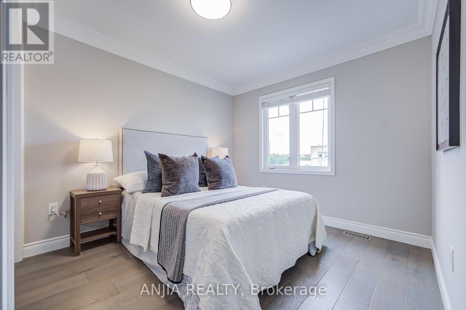 30 ELMEADE LANE - 23