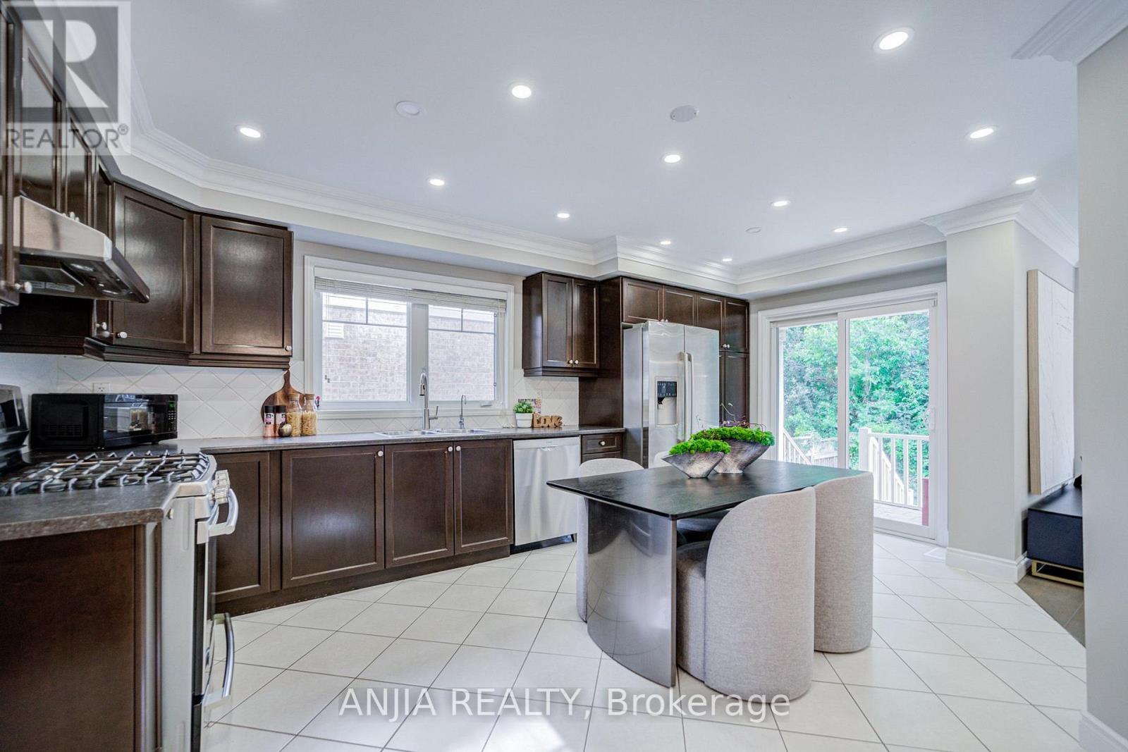 30 ELMEADE LANE - 7