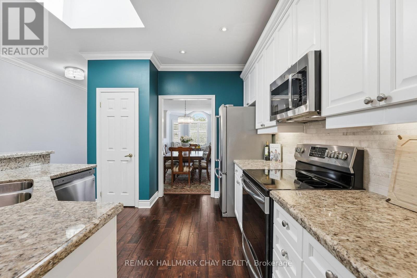 50 THICKETWOOD AVENUE, Barrie (Painswick South) — photo 5