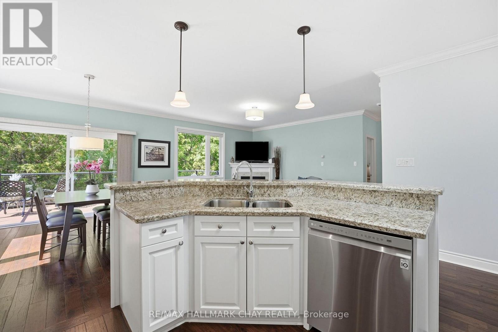 50 THICKETWOOD AVENUE, Barrie (Painswick South) — photo 6