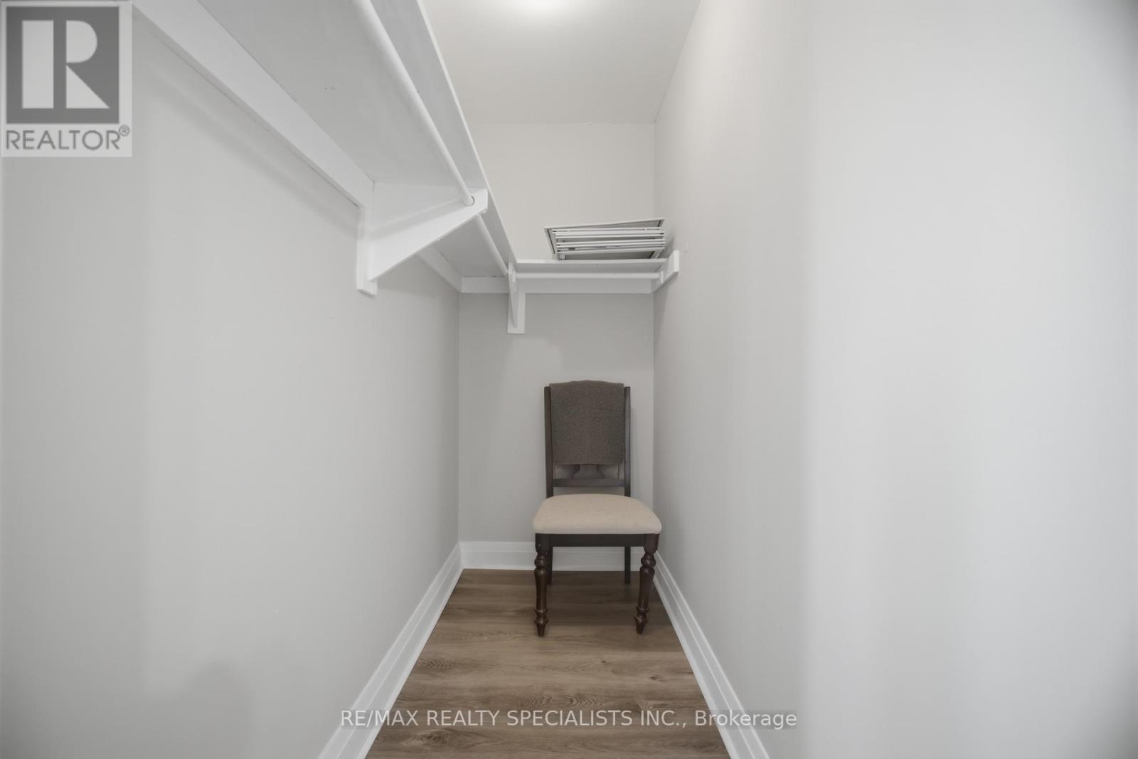 #403 3065 QUEEN FREDERICA DRIVE - Image 25