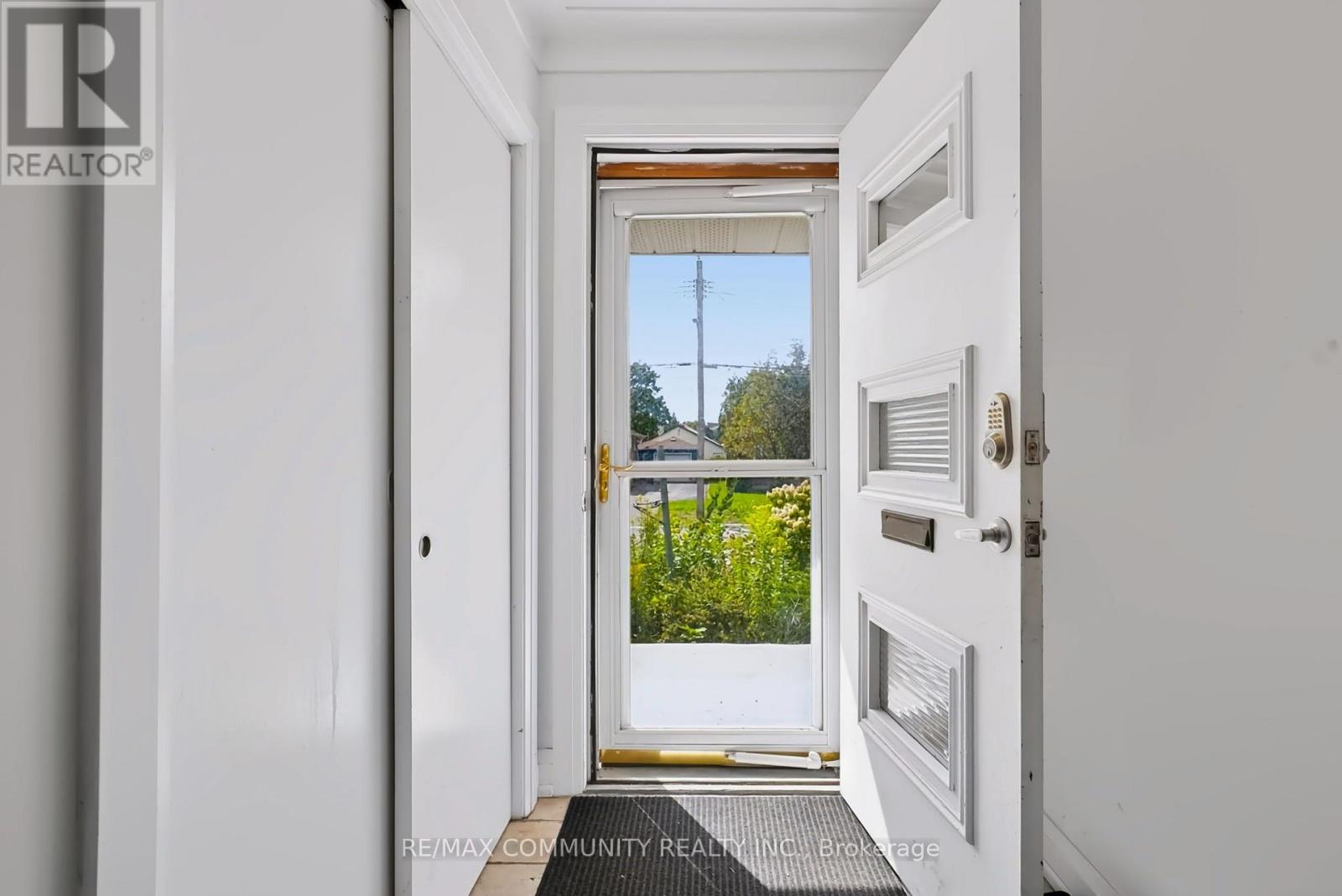 123 ROLLINS DRIVE, Belleville (Belleville Ward) — photo 2