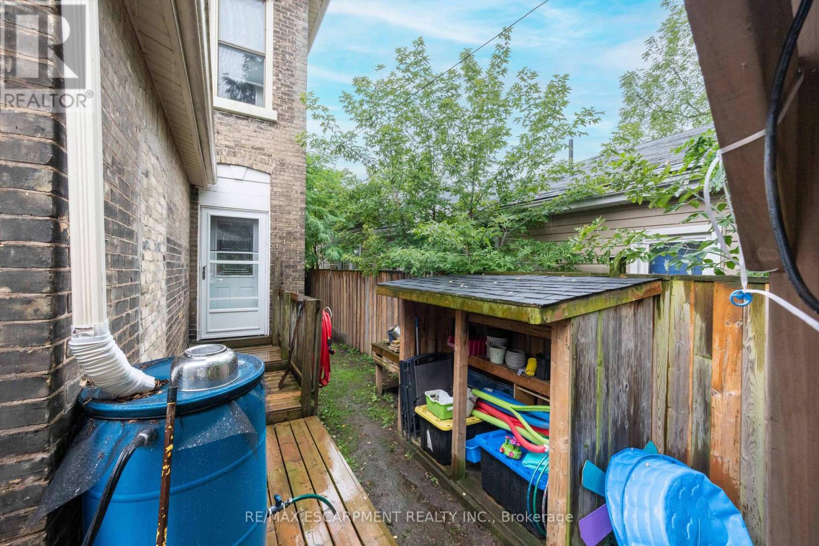 72 PEARL STREET, Brantford — photo 8