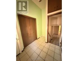 Foyer - 260 Bruce Street, Brantford, ON N3S4Z9 Photo 11