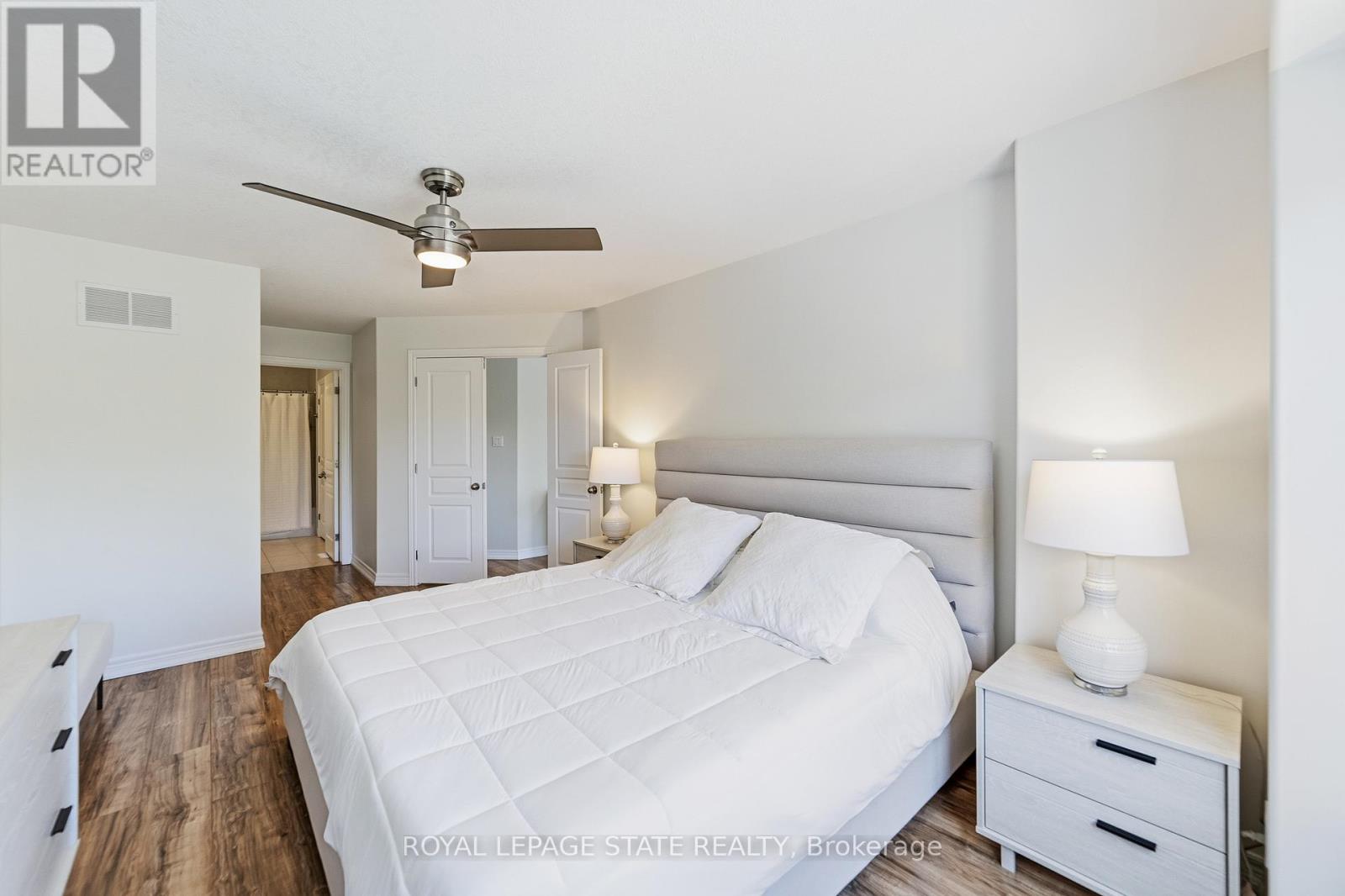 #13 242 UPPER MOUNT ALBION ROAD - 21