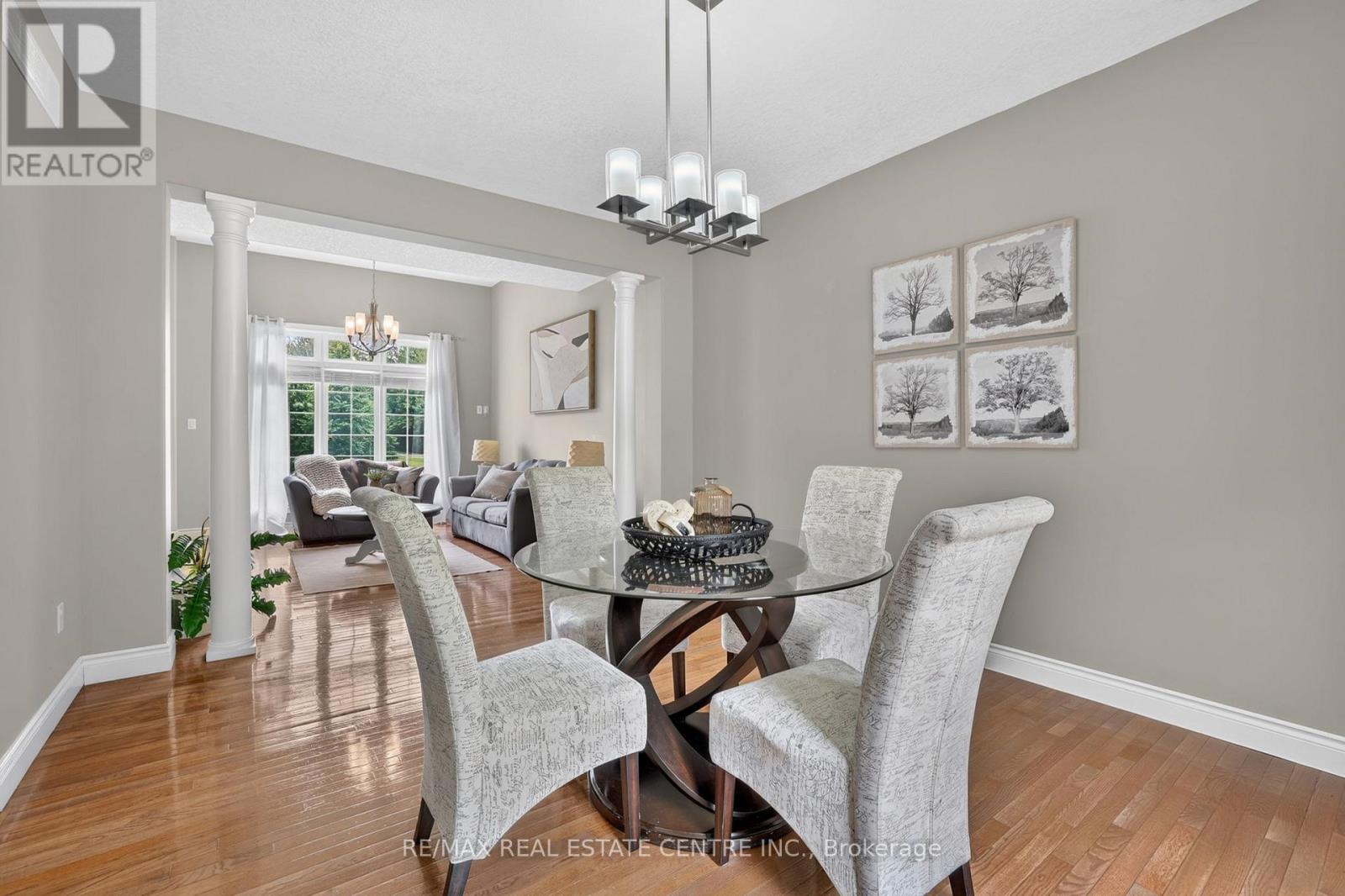 24 BROOKHAVEN CRESCENT - 11