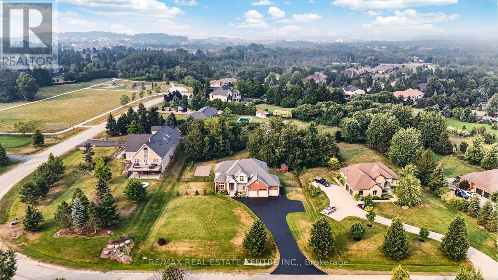 24 BROOKHAVEN CRESCENT - Image 43